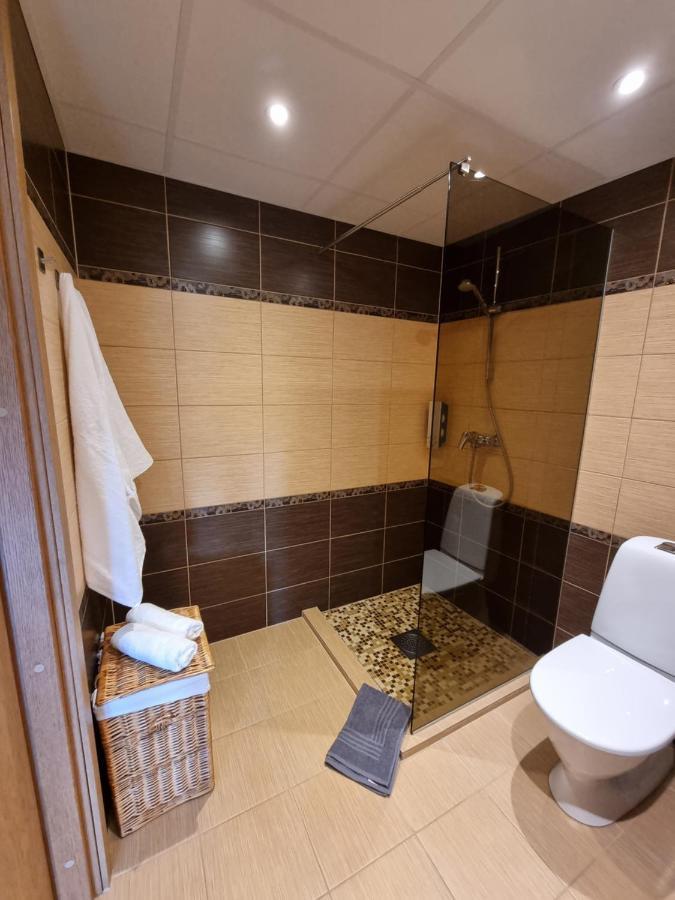 R63 Apartment With Terrace Tartu Ngoại thất bức ảnh